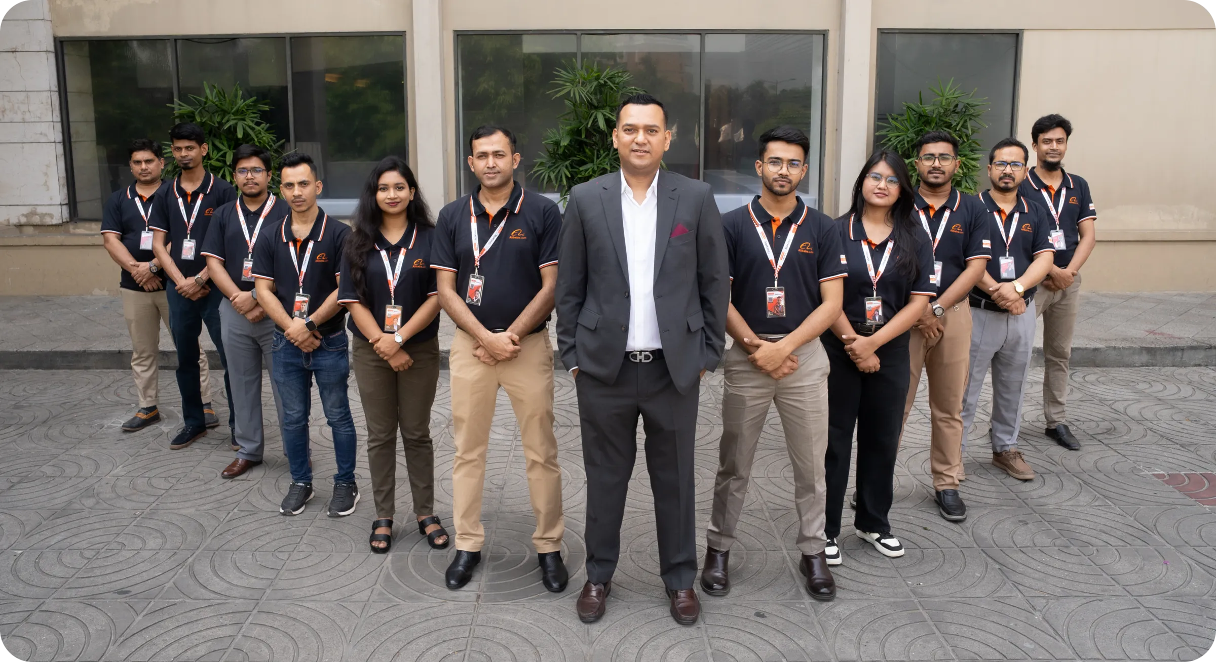 Maximo International team